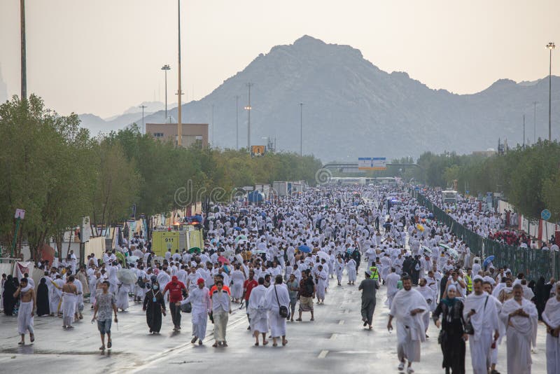 Dzień deszczowy w arafat hajj pielgrzymi występujący w hajj islam makkah saudi arabia sierpień 2019 obrazy stock