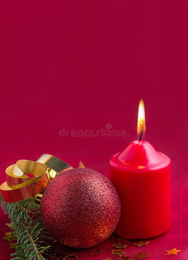 Décoration de Noël avec la bougie photographie stock libre de droits Décoration de Noël avec la bougie photographie stock libre de droits