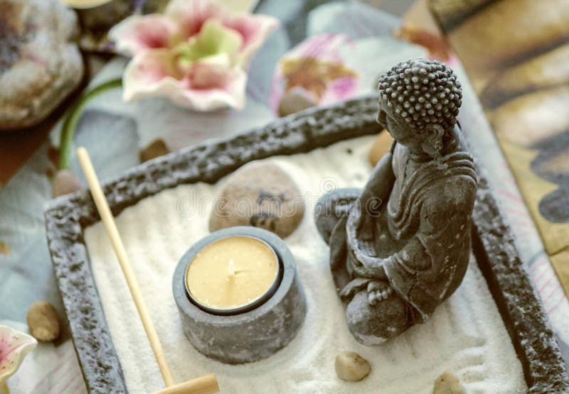 Décoration méditante de Bouddha photographie stock libre de droits Décoration méditante de Bouddha photographie stock libre de droits
