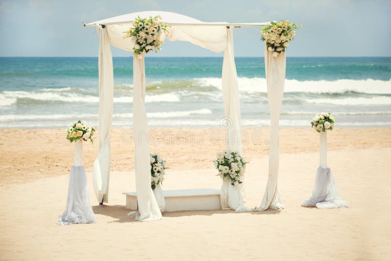 Décorations de mariage sur la plage photos libres de droits Décorations de mariage sur la plage photos libres de droits