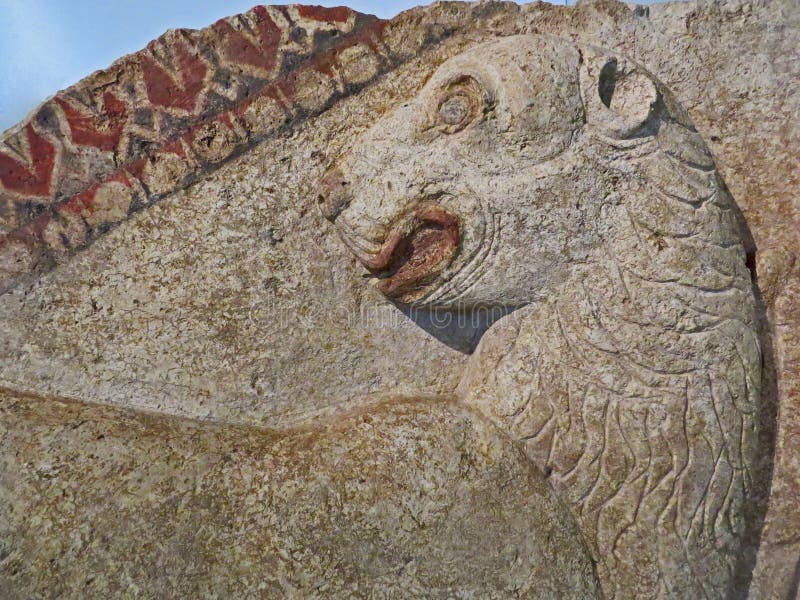Découpage en pierre antique de soulagement de lion Temps de Thracian bulgaria photos libres de droits Découpage en pierre antique de soulagement de lion Temps de Thracian bulgaria photos libres de droits
