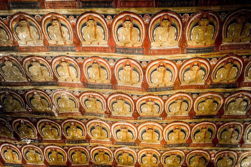 Découpage Religieux Dans Le Temple D'or Dambulla, Sri Lanka Photo stock