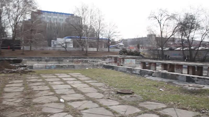 Démantèlement du monument dniepr ukraine meteor banque de vidéos