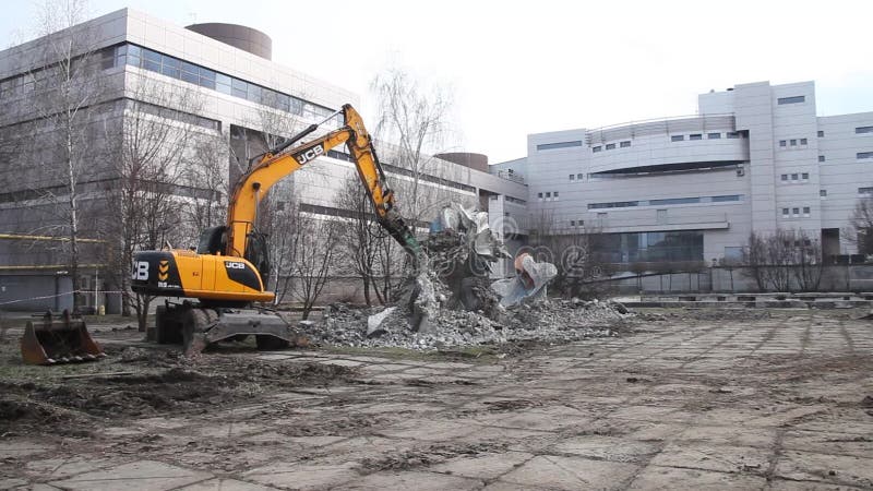 Démantèlement du monument dniepr ukraine meteor banque de vidéos