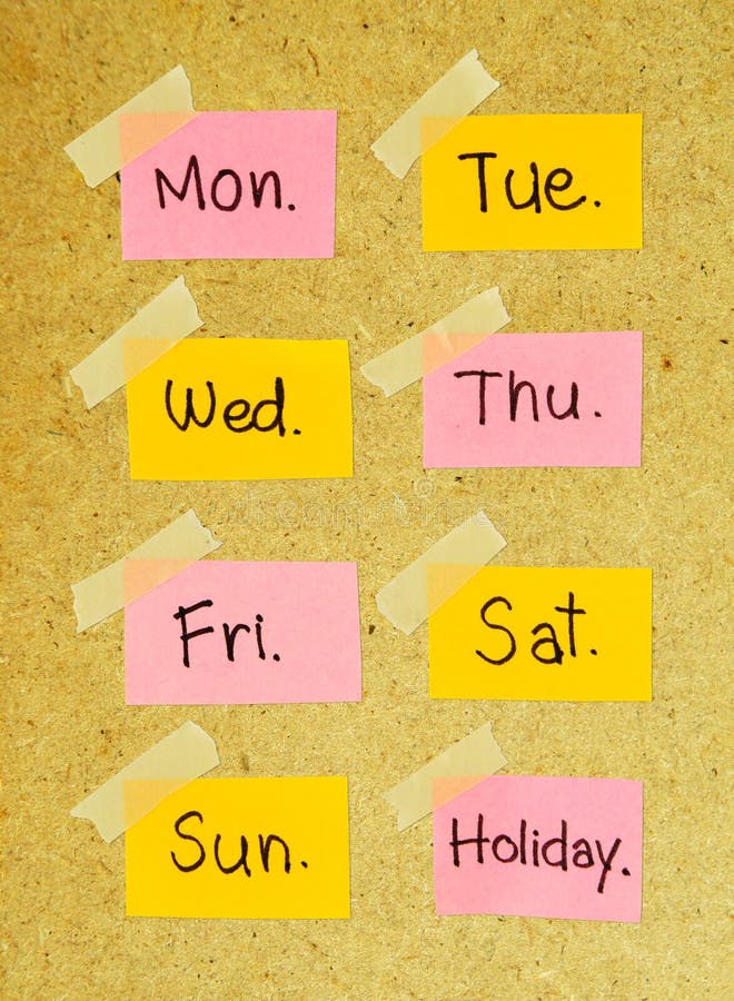 Días de la nota de la semana con la cinta adhesiva fotos de archivo libres de regalías Días de la nota de la semana con la cinta adhesiva fotos de archivo libres de regalías