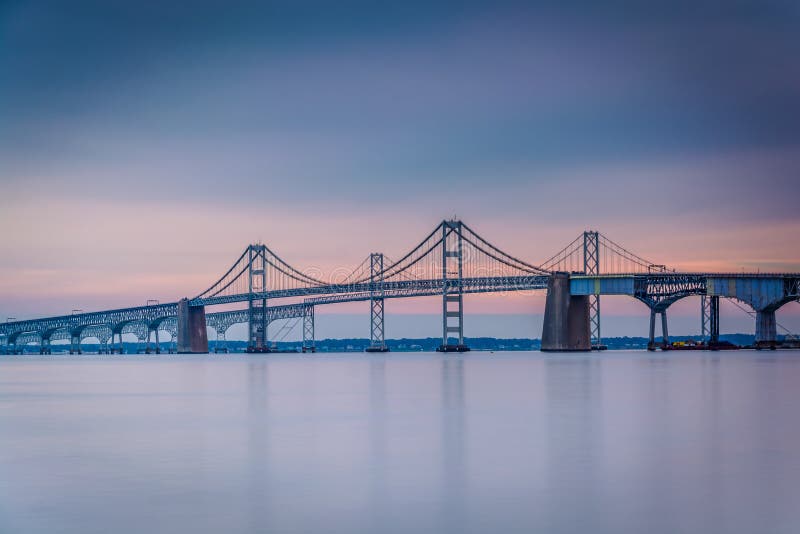 Długi ujawnienie Chesapeake zatoki most od Piaskowatego punktu Sta