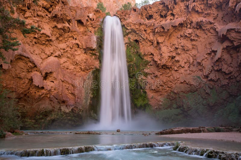 Długi ujawnienie Grand Canyon siklawy Mooney spadki fotografia stock Długi ujawnienie Grand Canyon siklawy Mooney spadki fotografia stock