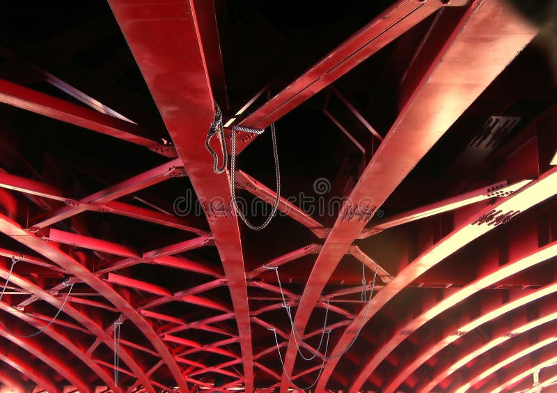 dźwigar ogromną bridge zdjęcia stock dźwigar ogromną bridge zdjęcia stock