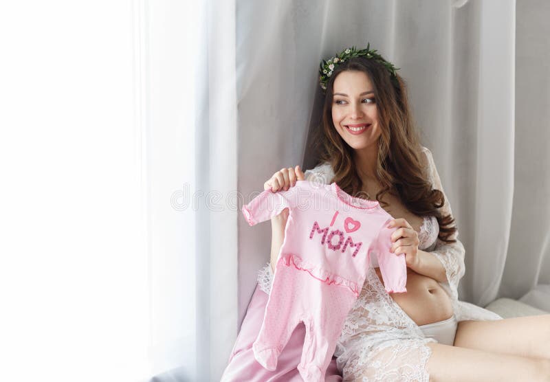 E foto de stock E foto de stock