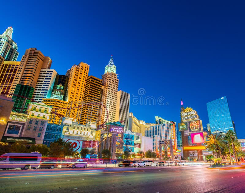 Download E foto editorial. Imagen de viruta, casino, ciudad, máquina - 41915936