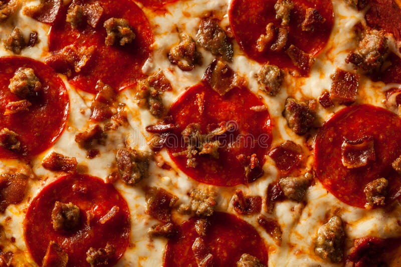 Pizza Caseira de Carne Adora Pizza foto de stock royalty free