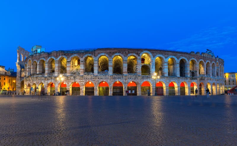 E Arena romana a Verona fotografia stock libera da diritti E Arena romana a Verona fotografia stock libera da diritti