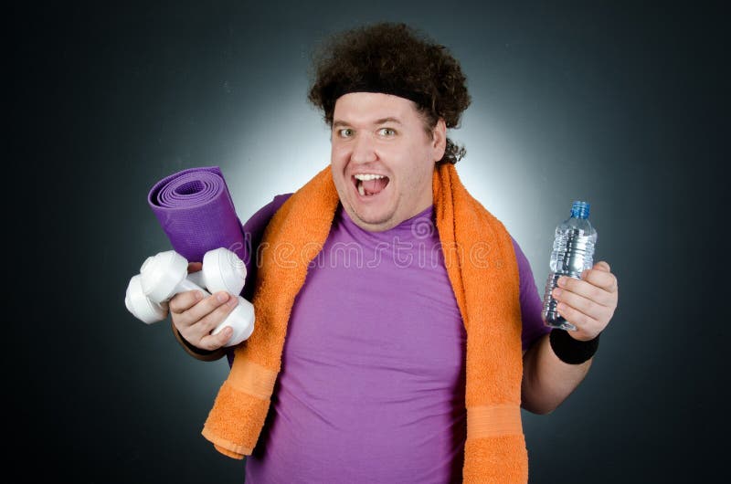 E Cuidado del cuerpo y una forma de vida sana Hombre en una dieta foto de archivo libre de regalías E Cuidado del cuerpo y una forma de vida sana Hombre en una dieta foto de archivo libre de regalías