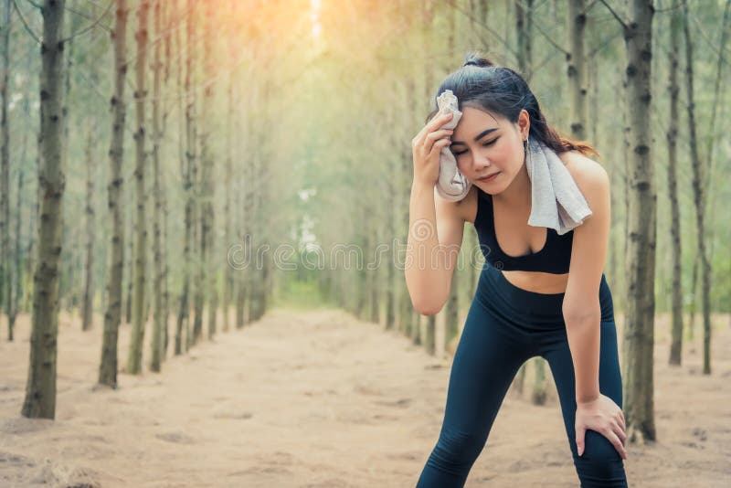 E Deporte y concepto sano r fotos de archivo libres de regalías E Deporte y concepto sano r fotos de archivo libres de regalías