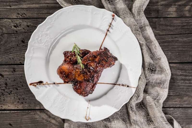 E dishes горячее мясо стоковое изображение E dishes горячее мясо стоковое изображение