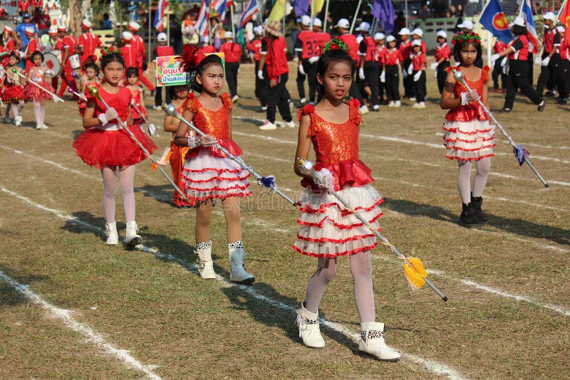 Dia desportivo de aluno do ensino primário foto de stock royalty free