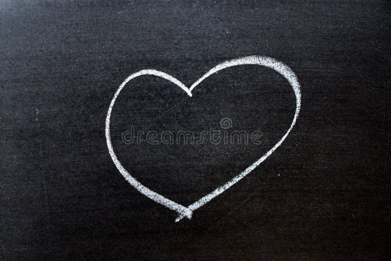 Нарисую белым мелом напишу i love you