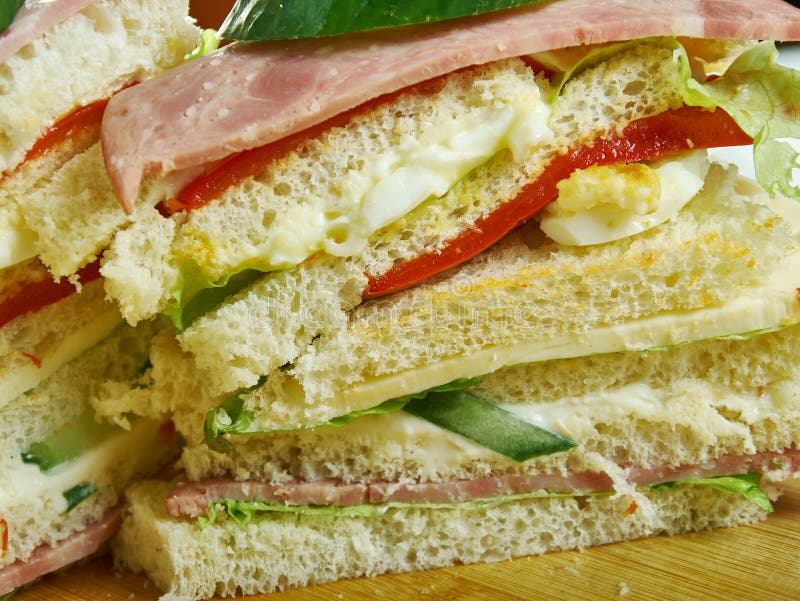 Sandwiches de miga 库存照片. 图片 包括有 å ¯å £, æ ç¢ž, æ²™æ‹‰ 144471508