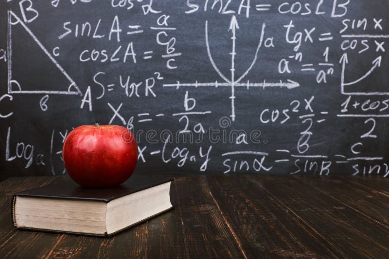 E Teacher' έννοια ημέρας του s και πίσω στοκ εικόνα με δικαίωμα ελεύθερης χρήσης E Teacher' έννοια ημέρας του s και πίσω στοκ εικόνα με δικαίωμα ελεύθερης χρήσης