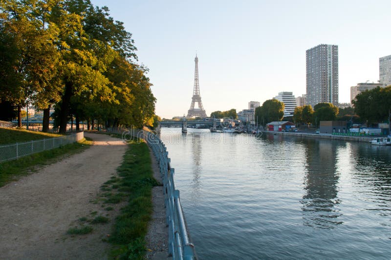 Early morning in Paris stock image. Image of river, september 34539845