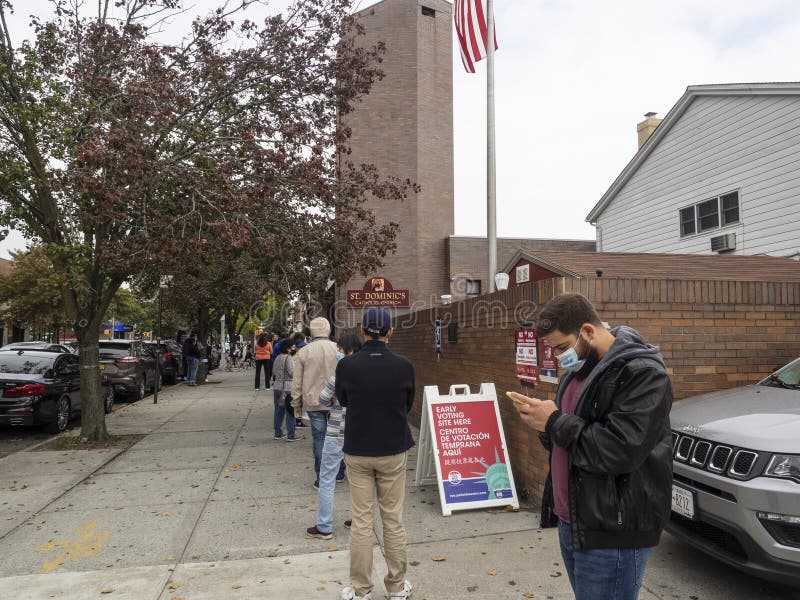 Early vote poll site - first day