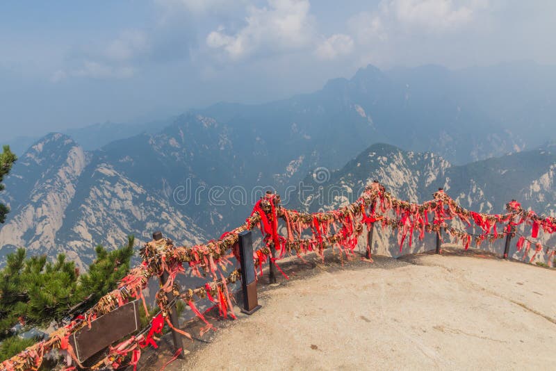 East Peak Viewpoint at Hua Shan Mountain in Shaanxi Province, Chi Stock