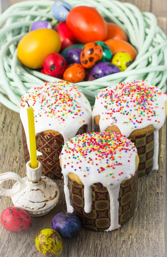 Easter arrangement Easter cakes and painted eggs in a rustic sty royalty free stock images Easter arrangement Easter cakes and painted eggs in a rustic sty royalty free stock images