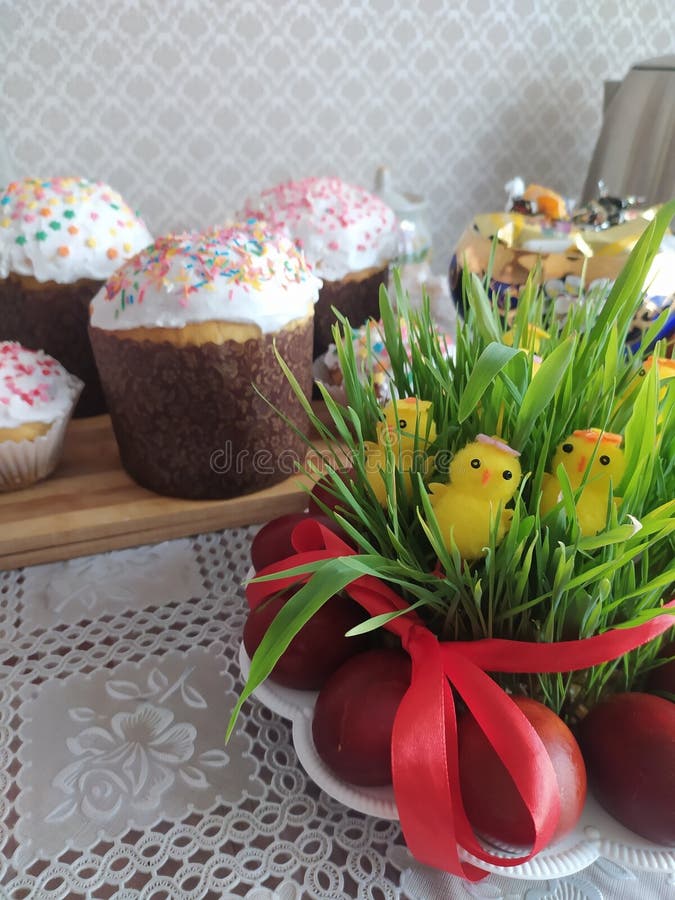 Easter, Easter cakes, chickens, eggs, holiday royalty free stock image