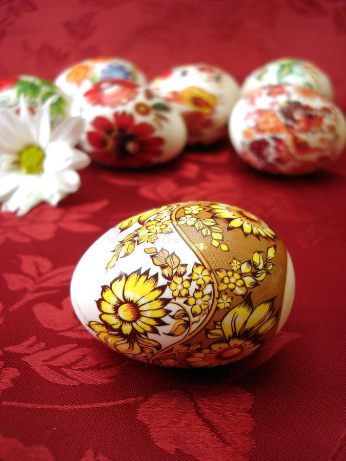 Easter eggs and flower