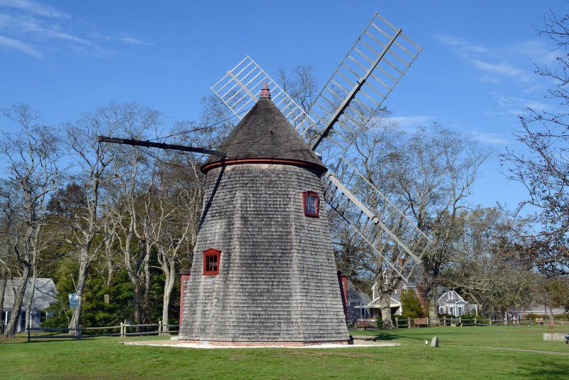 EASTHAM, MASSACHUSETTS OCTOBER 18, 2011 Eastham Windmill. the