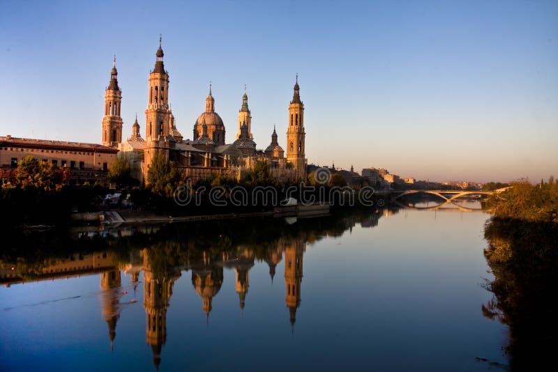 Ebro river and pilar's cathedral