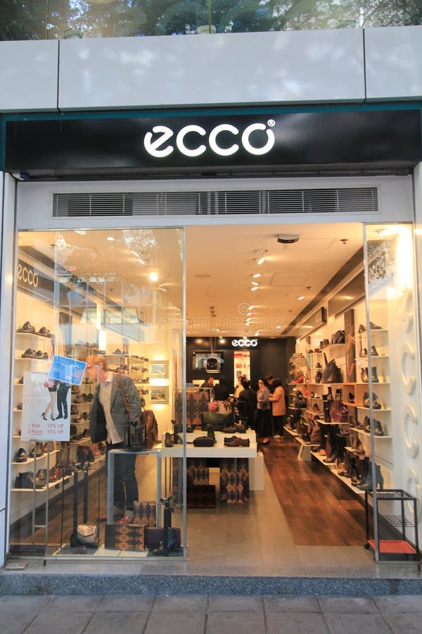 ecco shoe outlet near me