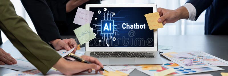 Echipa de analiști utilizează note adezive pentru brainstorming creativ cu date BI. Prodigy stock image