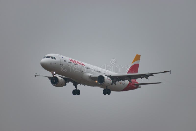 ECJEJ Iberia Airbus A321213 jet στη Ζυρίχη στην Ελβετία 1912025 στοκ εικόνα