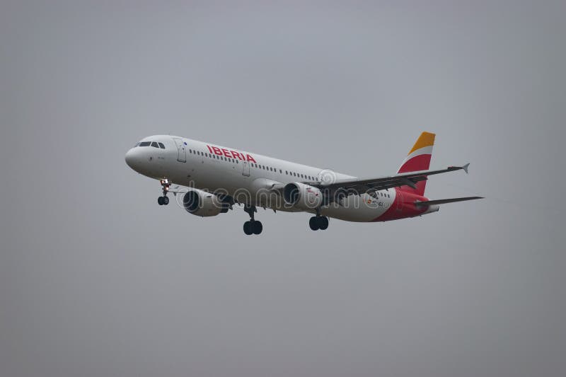 ECJEJ Iberia Airbus A321213 jet στη Ζυρίχη στην Ελβετία 1912025 στοκ φωτογραφίες με δικαίωμα ελεύθερης χρήσης