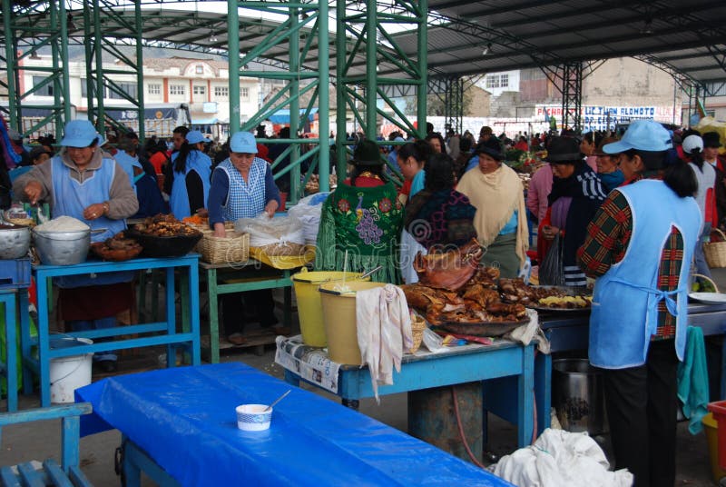 Ecuadorian people in a local market of SaquisilÃ­. SaquisilÃ­ is a town in the Cotopaxi Province of Ecuador. It is the seat of the SaquisilÃ­ Canton. SasquisilÃ­ is located about 25 minutes from Latacunga and 2.5 hours from Quito. The town, located off the Pan-American Highway, is best known for the local market held in its eight plazas on Thursdays. Unlike Otavalo, the market is mainly for locals from the highlands who come to buy pots and pans, electronics, herbal remedies, livestock or produce. To go to the animal market, arrive between 7 and 9 a.m.