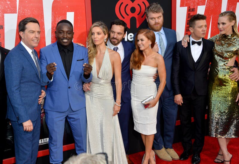 Ed Helms, Hannibal Buress, Annabelle Wallis, Jake Johnson, Isla Fisher, Steve Berg, Jeremy Renner & Leslie Bibb zdjęcia royalty free