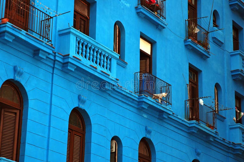 Edificio Azul imágenes de archivo libres de regalías