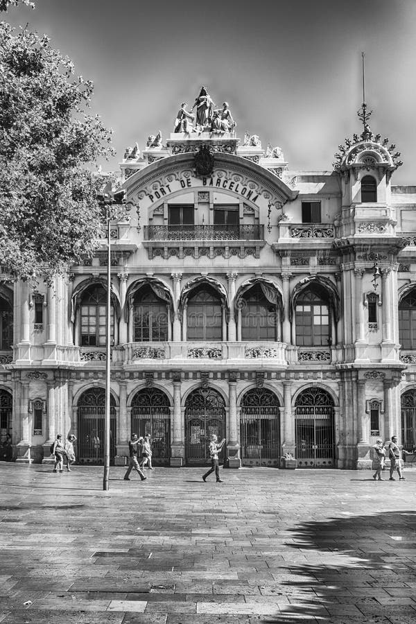 Edificio de Port Authority en Barcelona, Cataluña, España imagen de archivo Edificio de Port Authority en Barcelona, Cataluña, España imagen de archivo