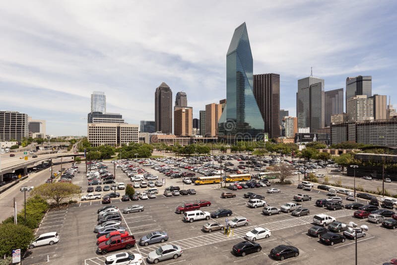 Edificio De Wells Fargo Bank En Dallas Downtown Imagen de archivo
