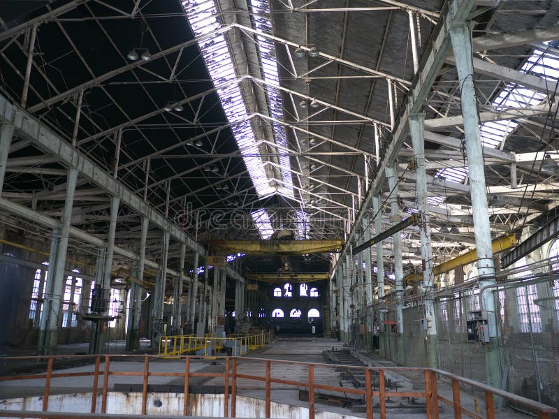 Edificio industrial abandonado imágenes de archivo libres de regalías