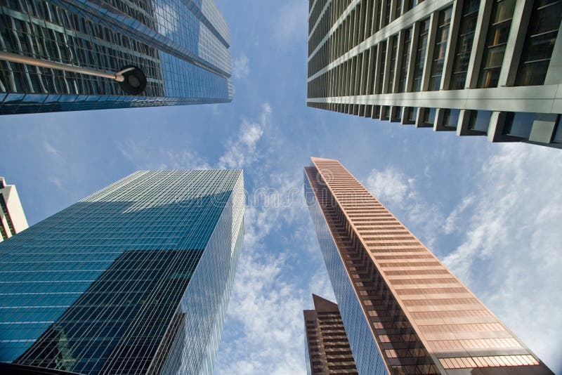 Edificio per Uffici in Centro Città immagine stock libera da diritti