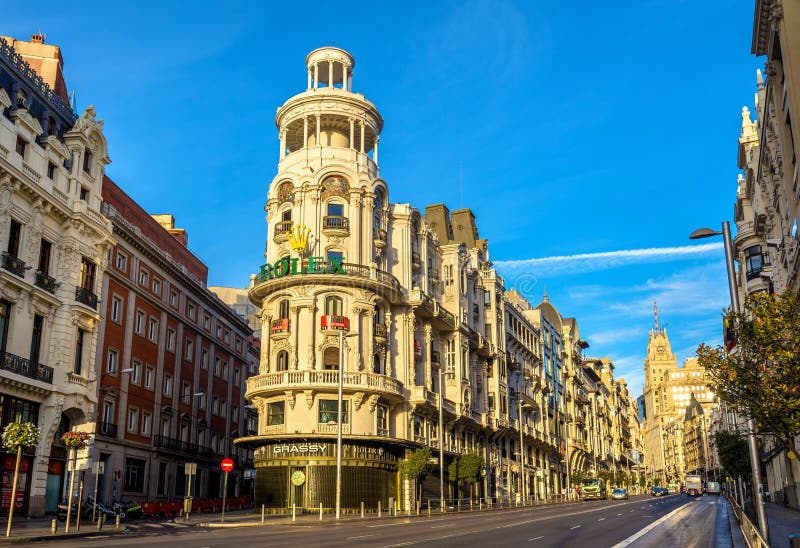 Edificio травянистое, ориентир ориентир Мадрида - Испания стоковые фото Edificio травянистое, ориентир ориентир Мадрида - Испания стоковые фото