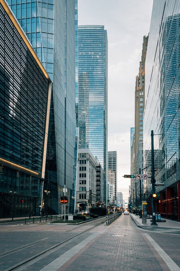 Edificios Modernos En La Calle Principal Del Centro De Houston Texas