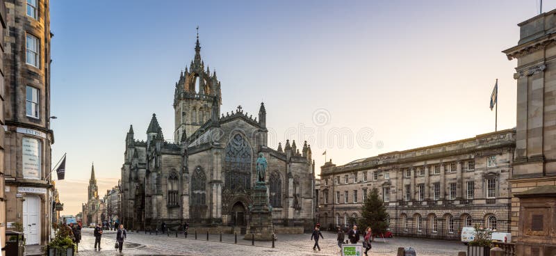 Edimburgo, Escocia, Reino Unido - 16 de noviembre de 2016: St Giles Cathedral imagenes de archivo Edimburgo, Escocia, Reino Unido - 16 de noviembre de 2016: St Giles Cathedral imagenes de archivo