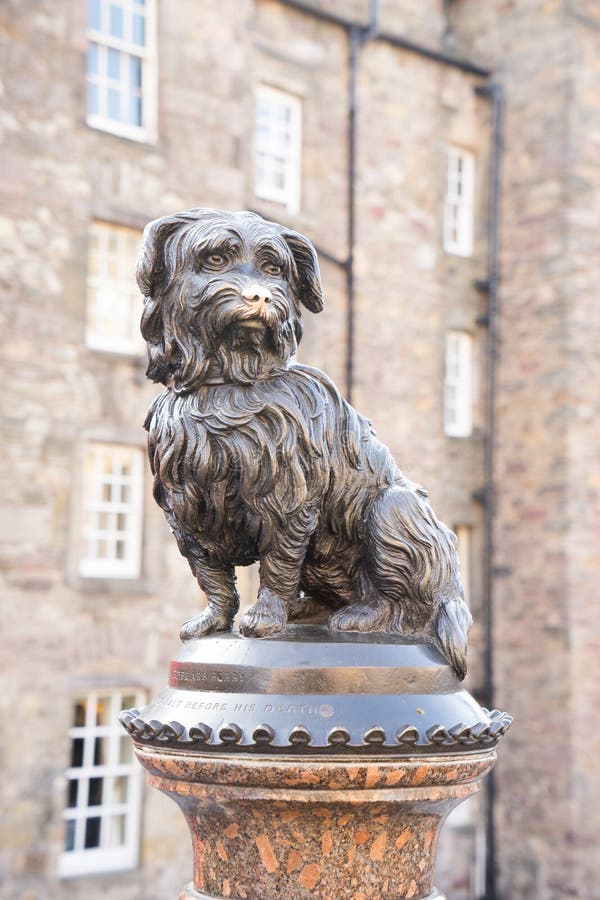 EDINBURGH, Statue of Greyfriars Bobby Stock Photo - Image of greyfriars ...