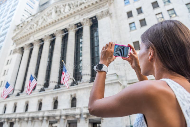 EDITORIAL New York Stock Exchange tourist taking picture royalty free stock photos EDITORIAL New York Stock Exchange tourist taking picture royalty free stock photos