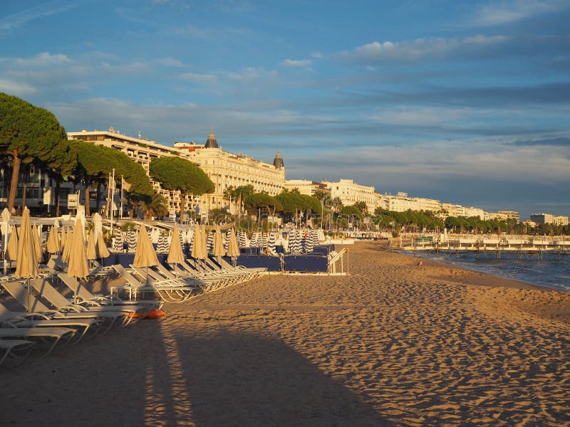 Editorial Promenade de la Croisette Cannes Frankreich lizenzfreie stockfotos Editorial Promenade de la Croisette Cannes Frankreich lizenzfreie stockfotos