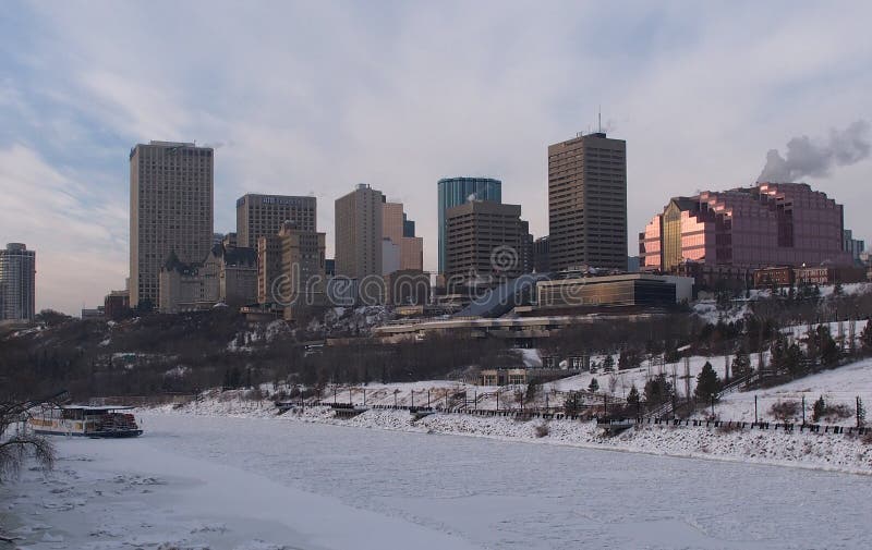 Edmonton, Alberta Winter Skyline Redactionele Stock Afbeelding Image