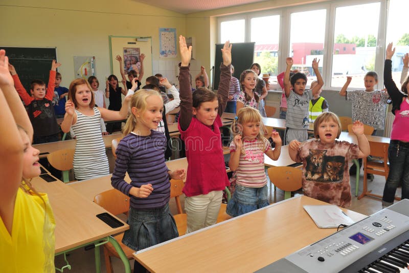 Educación musical temprana fotografía de archivo Educación musical temprana fotografía de archivo